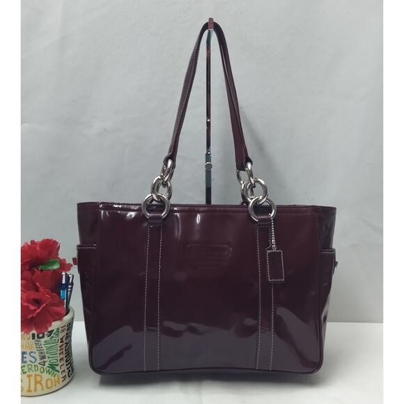 Coach Plum Purple Patent Leather Turn Lock Double Handles Zipper Tote Bag - Picture 1 of 16